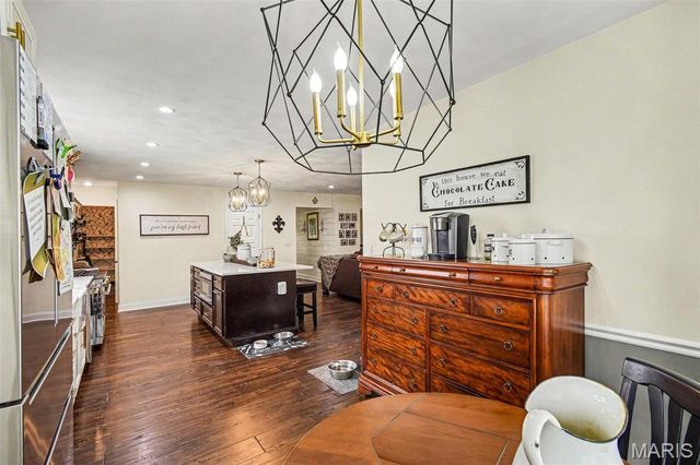 4706 Butler Hill Road, St Louis, MO 63128