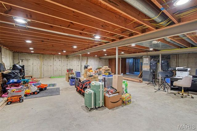 4706 Butler Hill Road, St Louis, MO 63128