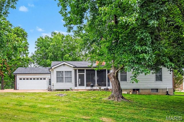 4706 Butler Hill Road, St Louis, MO 63128