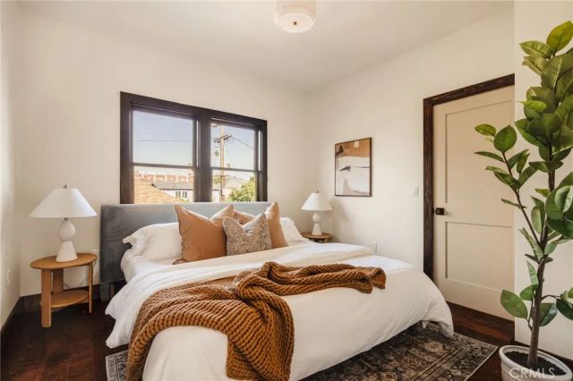 115 N Avenue 52, Los Angeles, CA 90042
