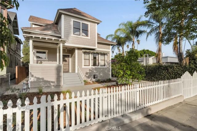 115 N Avenue 52, Los Angeles, CA 90042