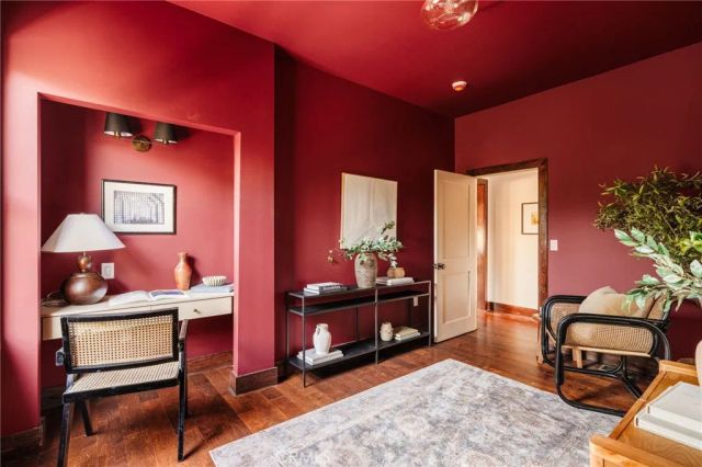 115 N Avenue 52, Los Angeles, CA 90042