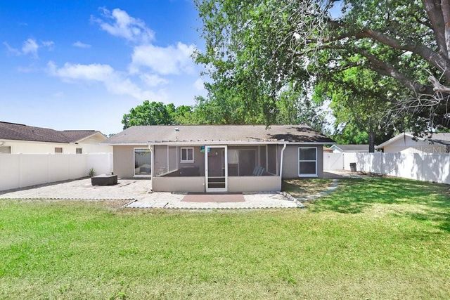 5203 LANDSMAN AVENUE, Tampa, FL 33625