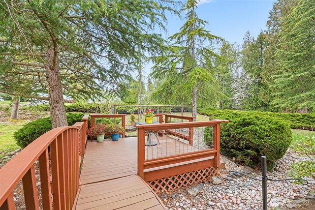 617 S E Street, Port Angeles, WA 98363