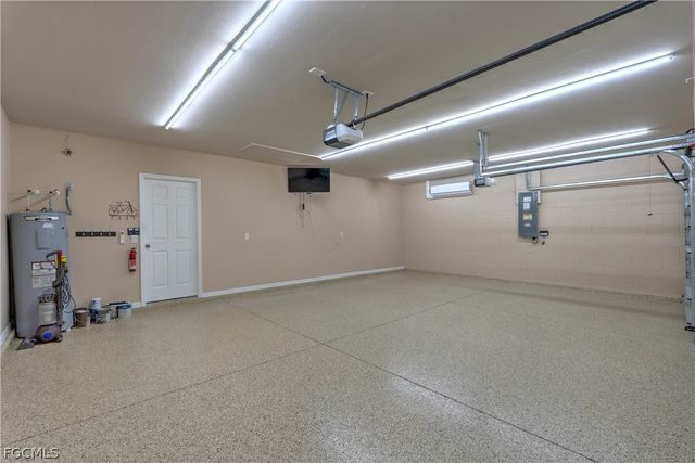 2501 NW 20th PL, Cape Coral, FL 33993