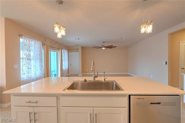 2501 NW 20th PL, Cape Coral, FL 33993