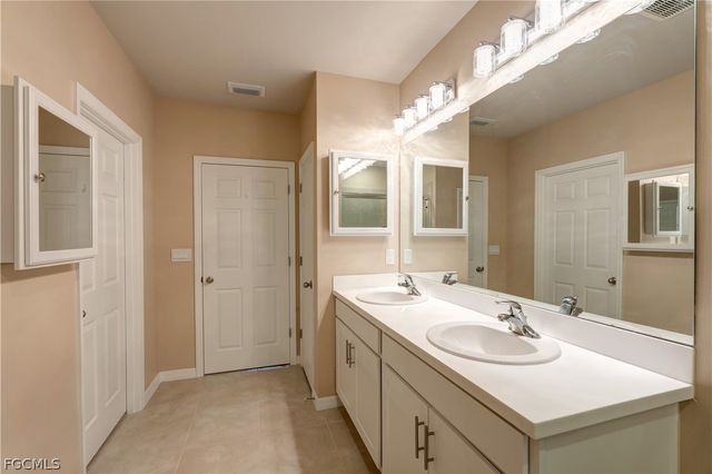 2501 NW 20th PL, Cape Coral, FL 33993