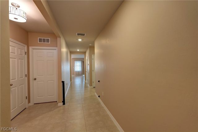 2501 NW 20th PL, Cape Coral, FL 33993