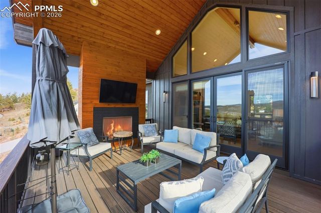 1005 Locklin Way, Woodland Park, CO 80863