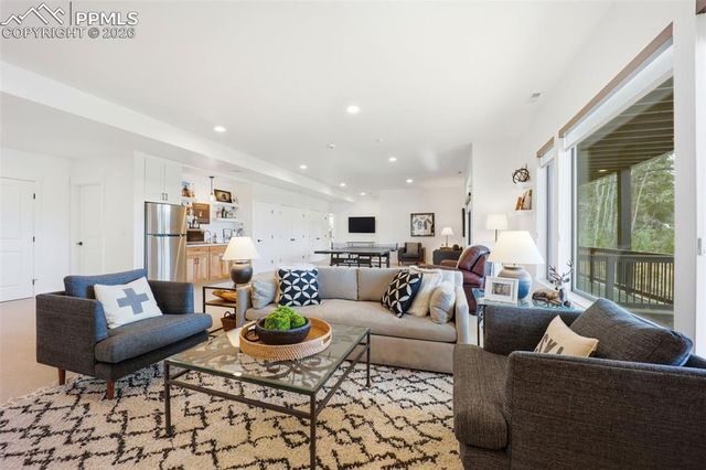 1005 Locklin Way, Woodland Park, CO 80863