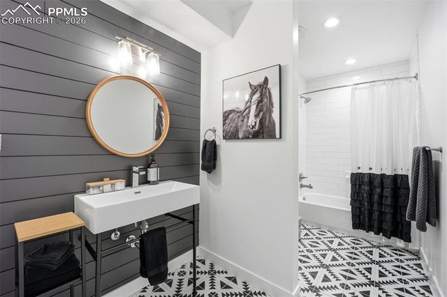 1005 Locklin Way, Woodland Park, CO 80863