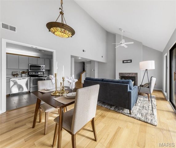 5575 Waterman Boulevard B, St Louis, MO 63112