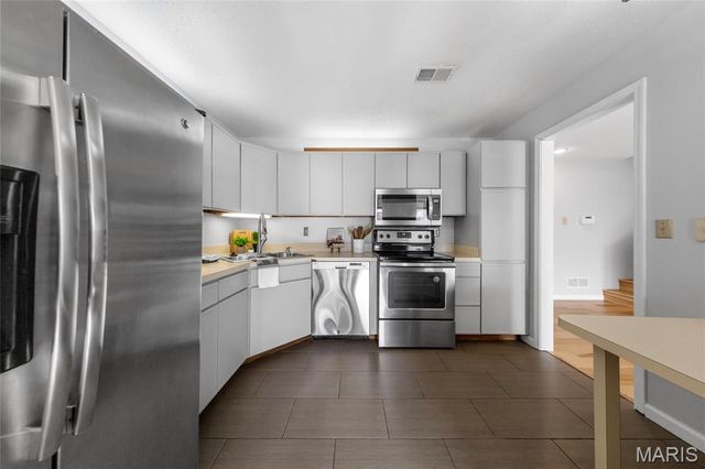 5575 Waterman Boulevard B, St Louis, MO 63112