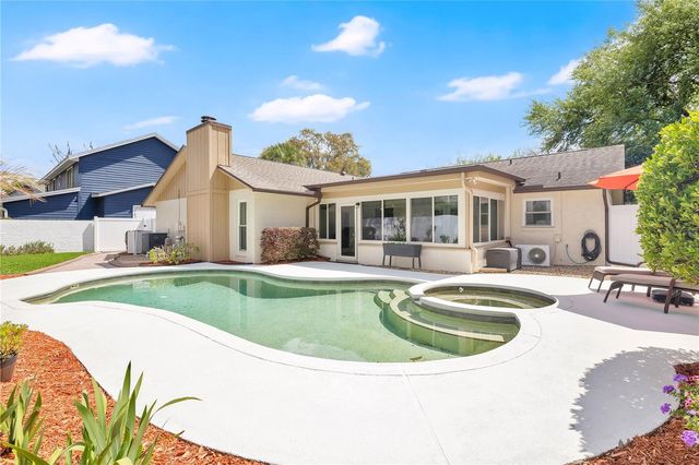 1155 PALADIN COURT, Orlando, FL 32812