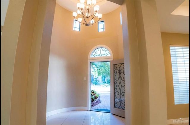 1220 E Agusta Avenue, Mcallen, TX 78503