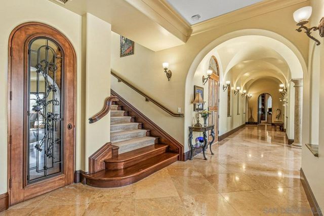 19557 Fortuna Del Este, Escondido, CA 92029