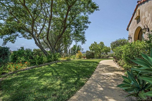 19557 Fortuna Del Este, Escondido, CA 92029