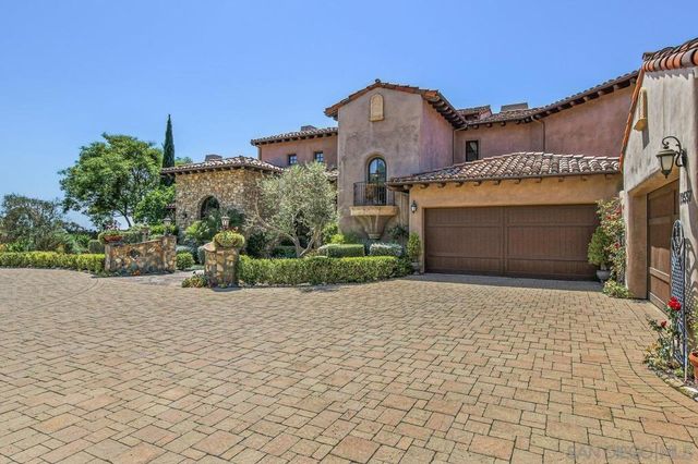 19557 Fortuna Del Este, Escondido, CA 92029