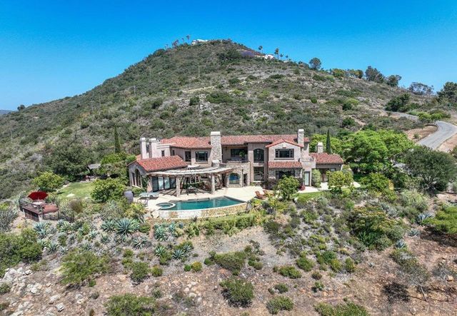 19557 Fortuna Del Este, Escondido, CA 92029