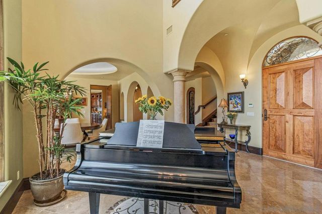 19557 Fortuna Del Este, Escondido, CA 92029