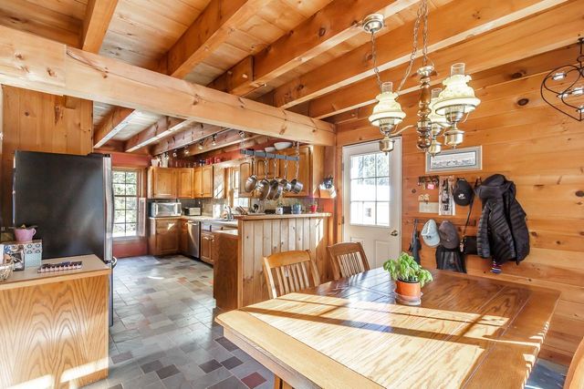 14 Range Road, Deerfield, NH 03037