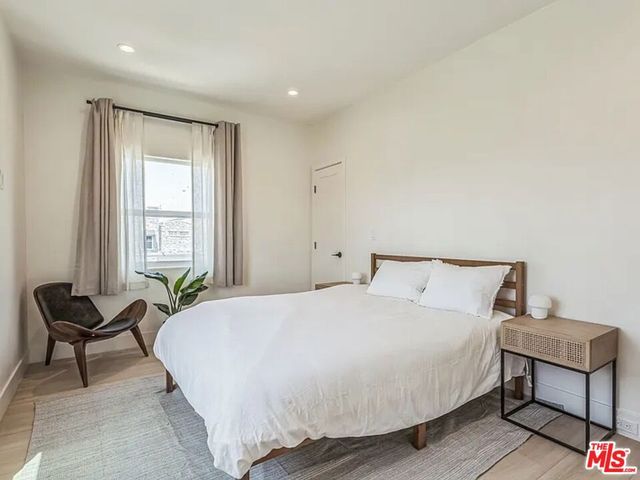 3014 9th Avenue B, Los Angeles, CA 90018