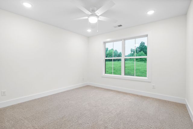 182 Dewberry Ct, Clarksville, TN 37042