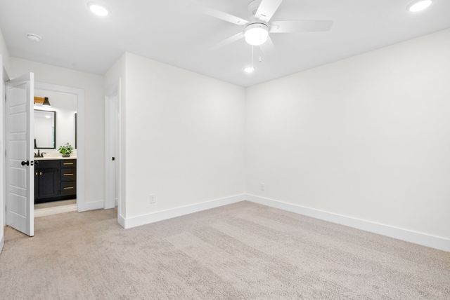 182 Dewberry Ct, Clarksville, TN 37042