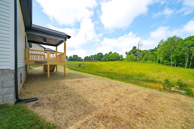 182 Dewberry Ct, Clarksville, TN 37042