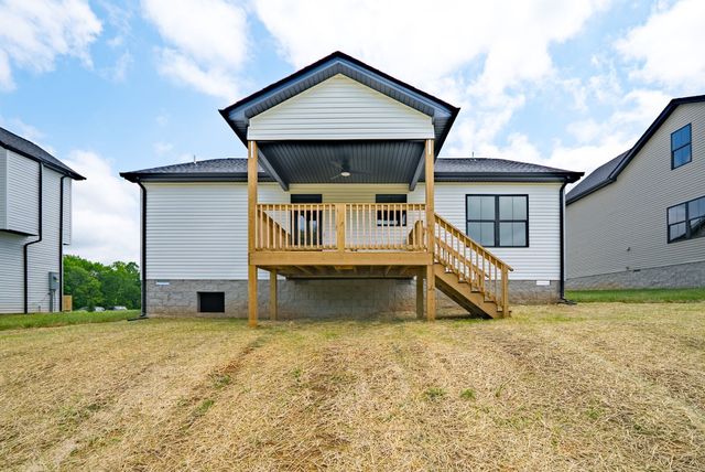 182 Dewberry Ct, Clarksville, TN 37042