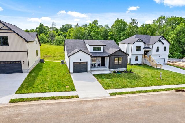 182 Dewberry Ct, Clarksville, TN 37042