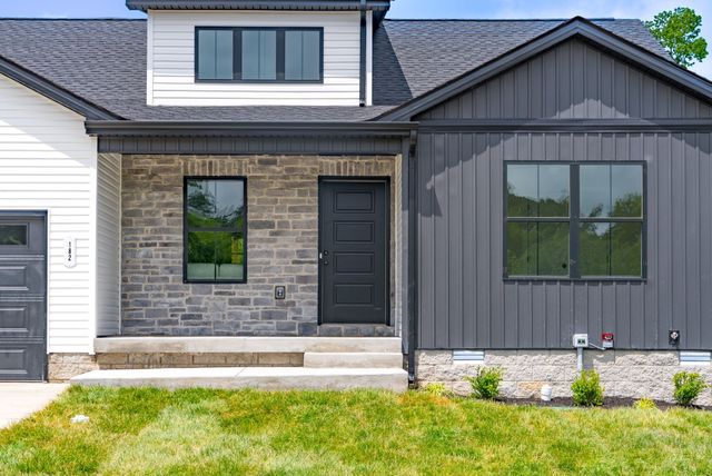 182 Dewberry Ct, Clarksville, TN 37042