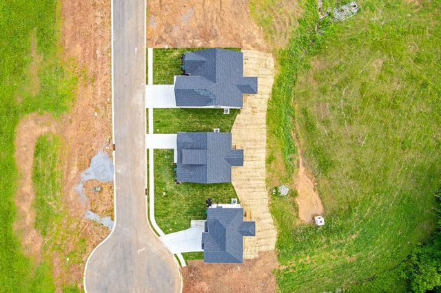 182 Dewberry Ct, Clarksville, TN 37042