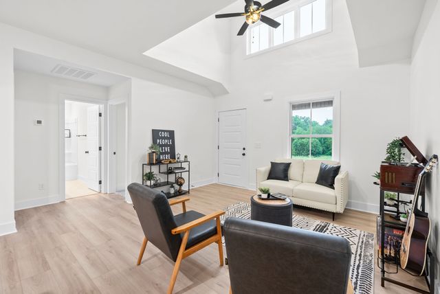 182 Dewberry Ct, Clarksville, TN 37042