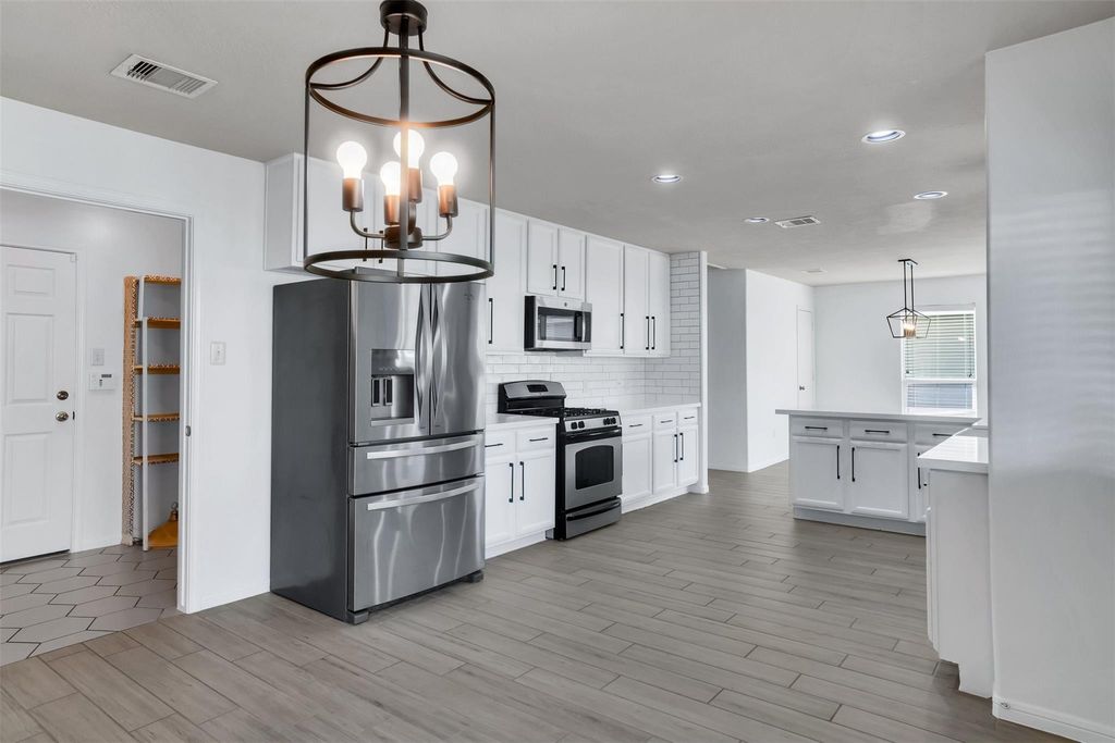 15807 Little Miss Creek Drive, Cypress, TX 77429