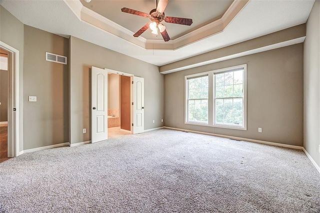 15821 W 62nd Street, Shawnee, KS 66217