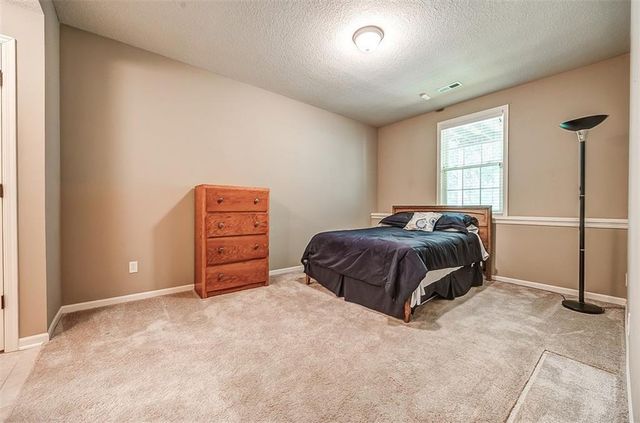15821 W 62nd Street, Shawnee, KS 66217