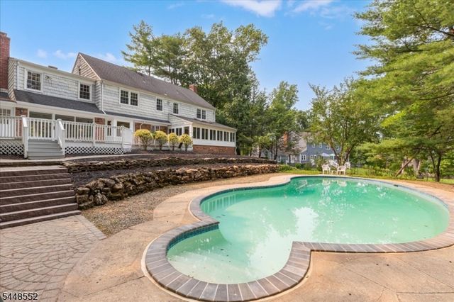 20 Gregory Ln, Warren Twp., NJ 07059