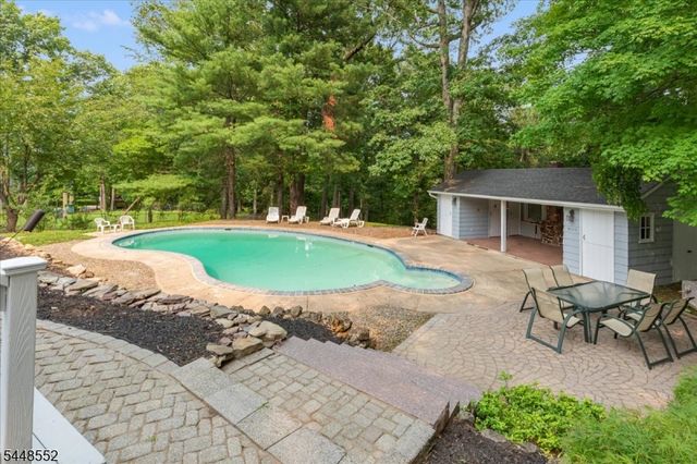 20 Gregory Ln, Warren Twp., NJ 07059