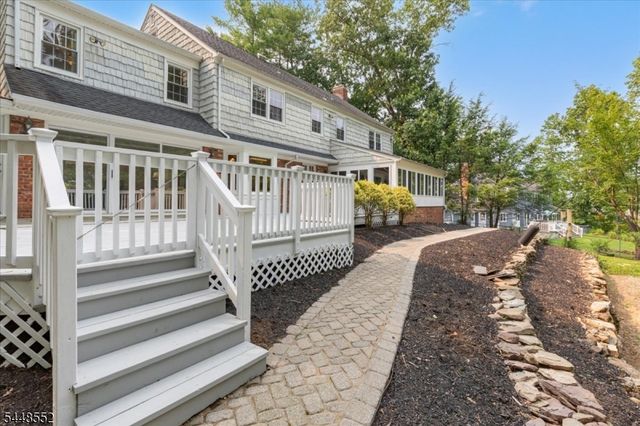 20 Gregory Ln, Warren Twp., NJ 07059