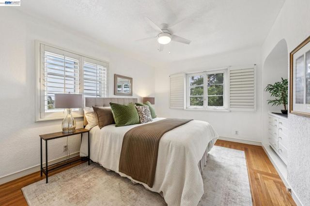 5765 Colton Blvd, Oakland, CA 94611