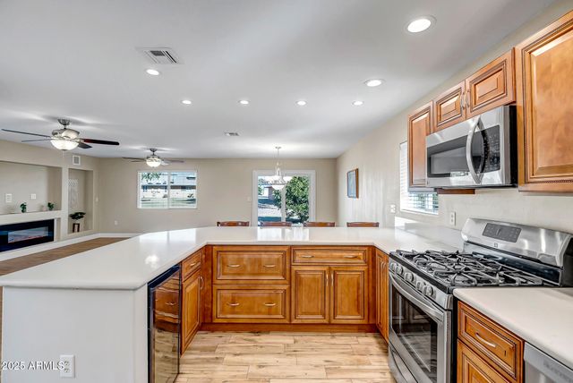 14617 N BOSWELL Boulevard, Sun City, AZ 85351