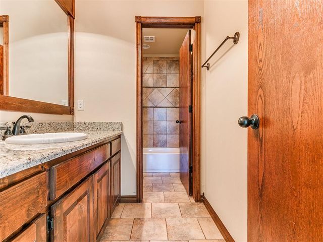 1124 Antler Ridge, Tuttle, OK 73089