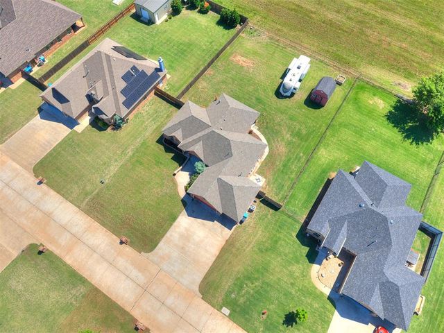 1124 Antler Ridge, Tuttle, OK 73089