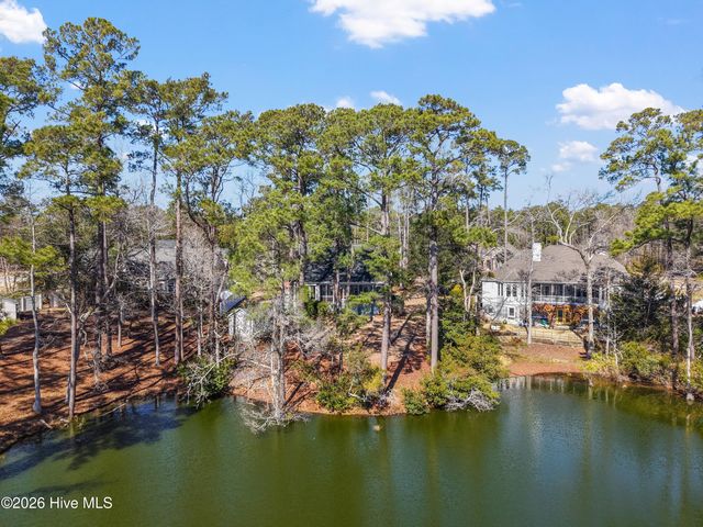6509 Walden Pond Lane, Southport, NC 28461