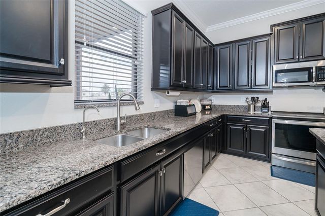 8099 LAGO MIST WAY, Wesley Chapel, FL 33545