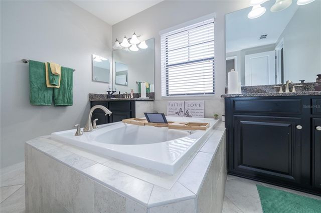 8099 LAGO MIST WAY, Wesley Chapel, FL 33545