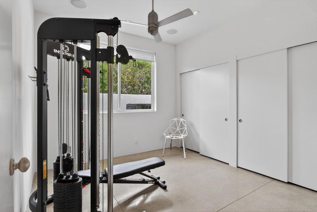 2111 S Camino Barranca, Palm Springs, CA 92264