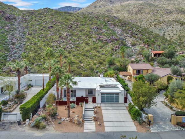 2111 S Camino Barranca, Palm Springs, CA 92264