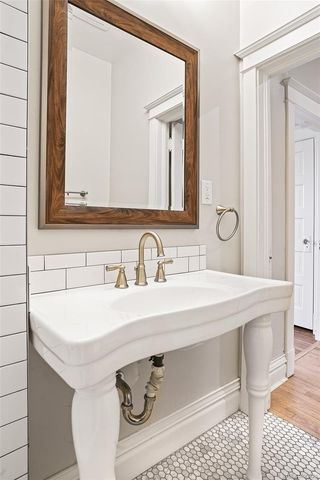 2632 W 44th Avenue, Denver, CO 80211